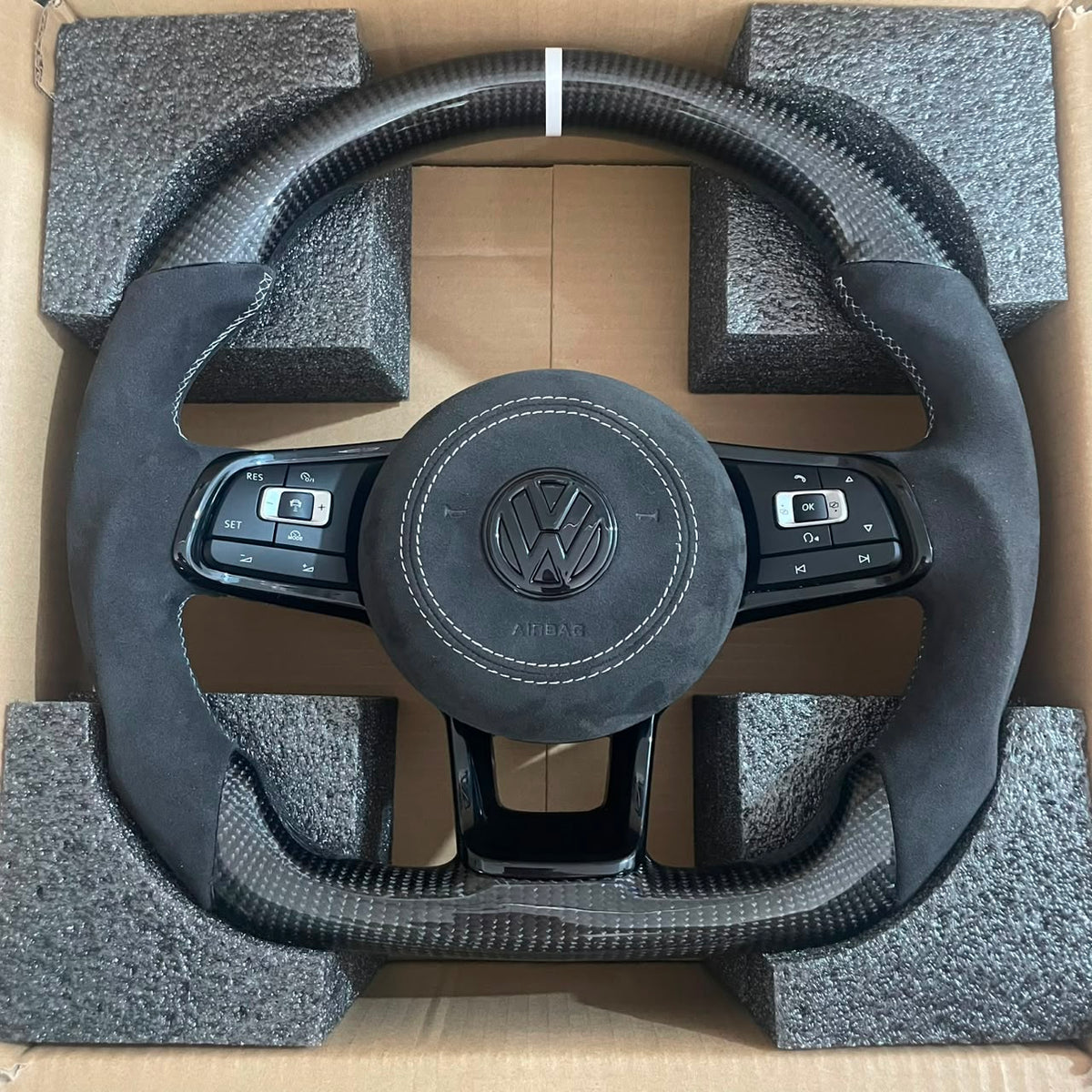 Volant Sport Volkswagen Golf 7.5 – Carbone & Alcantara